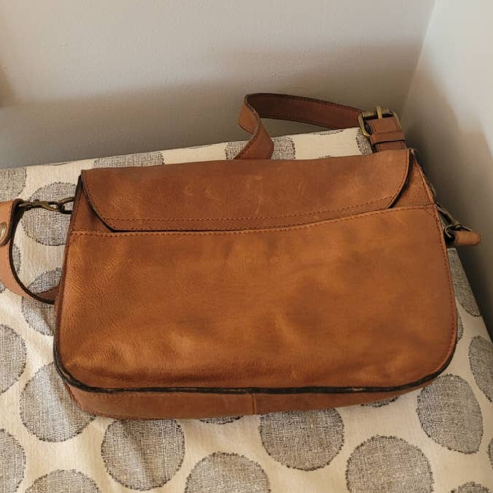 Patricia Nash Postiano Square Heritage Tan Leather Shoulder Bag - Picture 4 of 8